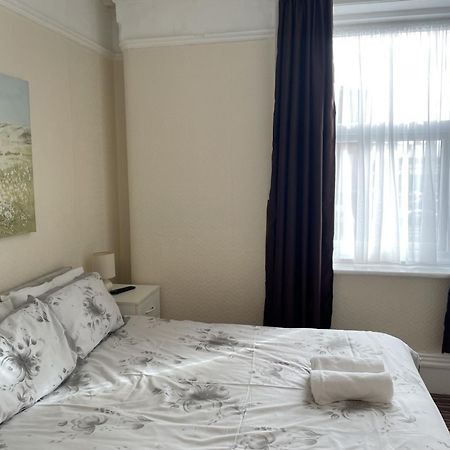 San Diego Guest House - Near Pleasure Beach Blackpool Ngoại thất bức ảnh